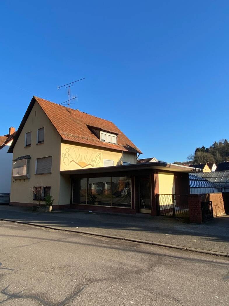 Mehrfamilienhaus zum Kauf 150.000 € 12 Zimmer 260 m² 1.150 m² Grundstück Zweibrücker Straße 63 Oberauerbach Zweibrücken / Oberauerbach 66482