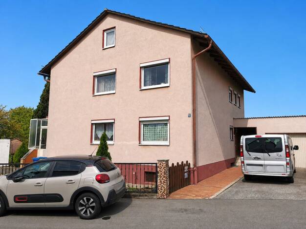 Mehrfamilienhaus zum Kauf 349.000 € 7 Zimmer 170 m² 810 m² Grundstück Pilsting Pilsting 94431