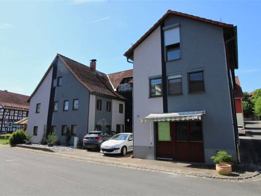 Haus zum Kauf 299.000 € 10 Zimmer 300 m² 499 m² Grundstück Leutersdorf b Meiningen 98617
