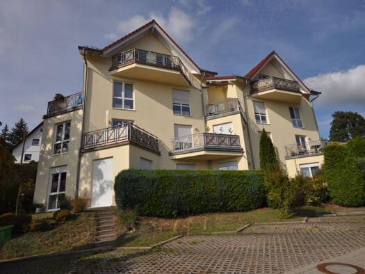 Wohnung zur Miete 600 € 3 Zimmer 79 m² frei ab sofort Suhl Suhl 98529