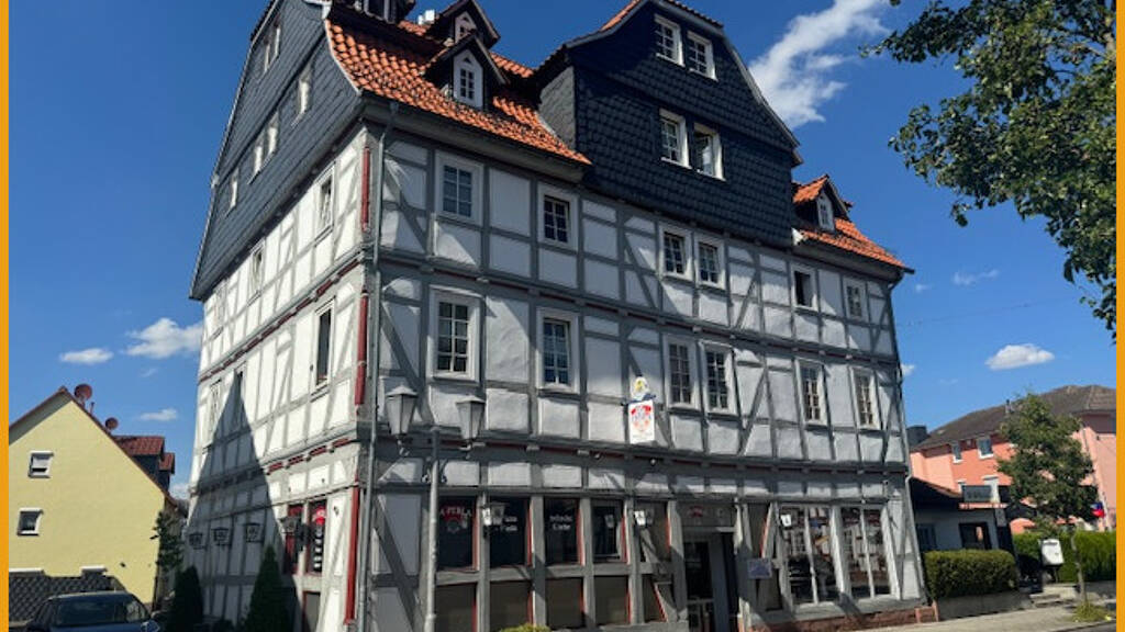 Mehrfamilienhaus zum Kauf provisionsfrei 449.000 € 24 Zimmer 615,6 m² 385 m² Grundstück Ziegenhain Schwalmstadt / Ziegenhain 34613