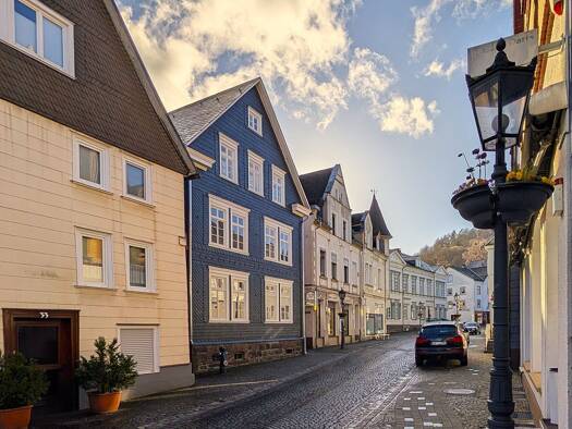 Wohnung zur Miete 686 € 3 Zimmer 73,9 m² 3. Geschoss frei ab 01.05.2026 Königstraße 35 Bad Laasphe 57334