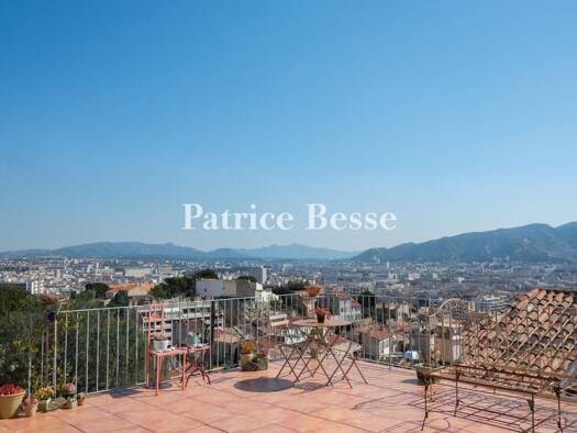 Reihenmittelhaus zum Kauf 1.195.000 € 6 Zimmer 160 m² Le Camas Marseille 13006