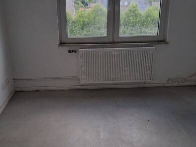Wohnung zur Miete 310 € 1 Zimmer 42 m² 2. Geschoss frei ab 01.08.2025 Friedrich-Ebert-Straße 42 Hochemmerich Duisburg 47226
