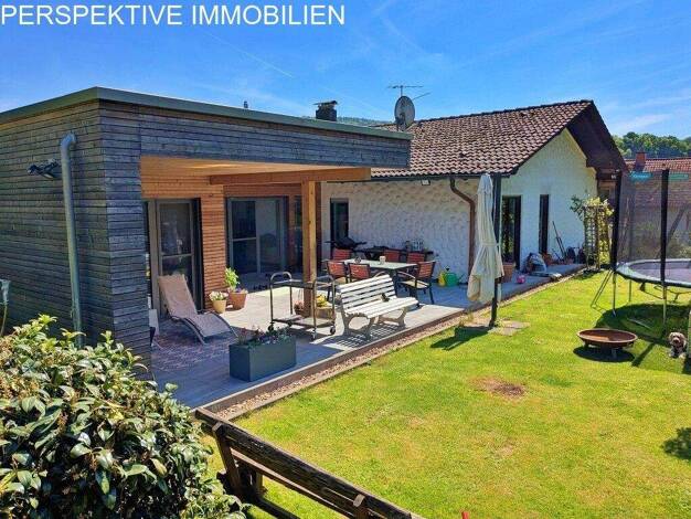 Einfamilienhaus zum Kauf 640.000 € 8 Zimmer 240 m² 1.121 m² Grundstück Hetzbach Oberzent 64760