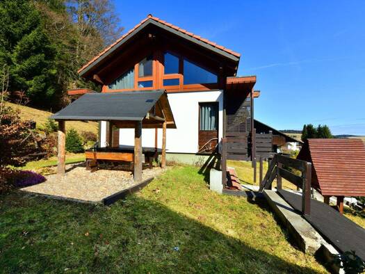 Einfamilienhaus zum Kauf 490.000 € 7 Zimmer 155 m² 1.119 m² Grundstück Herrischried 79737