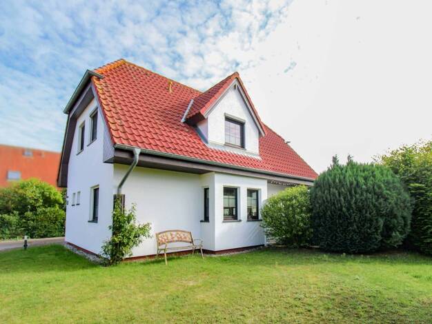 Sonstiges zum Kauf als Kapitalanlage geeignet 319.000 € 4 Zimmer 96,8 m² 705 m² Grundstück Langendorf Lüssow 18442