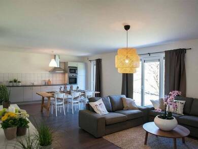 Studio zur Miete provisionsfrei 575 € 1 Zimmer 71 m² Malmedyer Straße 28/14 Büllingen Bullange 4760