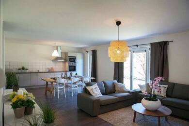 Studio zur Miete provisionsfrei 575 € 1 Zimmer 71 m² Malmedyer Straße 28/14 Büllingen Bullange 4760