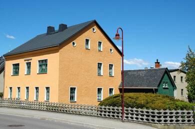 Haus zum Kauf 329.000 € 7 Zimmer 205 m² 1.800 m² Grundstück Pockau Pockau 09509