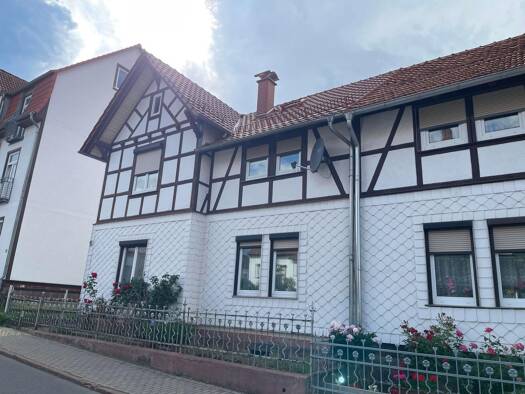 Doppelhaushälfte zum Kauf 169.000 € 8 Zimmer 150 m² 936 m² Grundstück frei ab sofort Waltershausen Waltershausen 99880