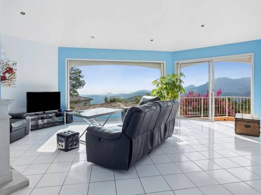 Einfamilienhaus zum Kauf 1.380.000 € 5 Zimmer 166,8 m² 2.092 m² Grundstück Les Adrets-de-l'Estérel 83600