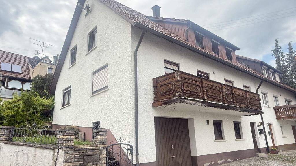 Einfamilienhaus zum Kauf 210.000 € 8 Zimmer 146 m² 377 m² Grundstück Salzstetten Waldachtal 72178
