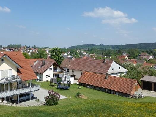 Wohnung zur Miete 850 € 2,5 Zimmer 95 m² Geschoss EG/3 frei ab sofort Hintere Bergstraße 15 Aach-Linz Pfullendorf 88630