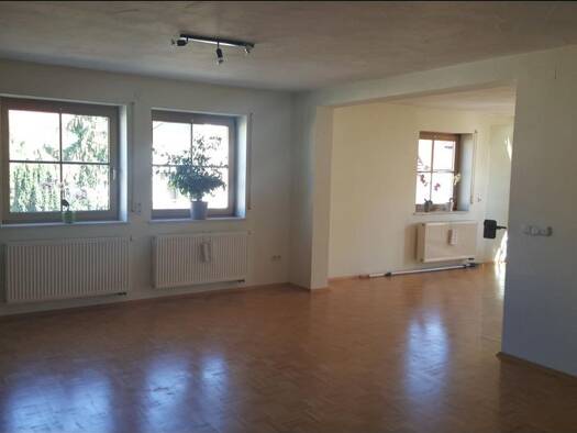 Wohnung zur Miete 950 € 4 Zimmer 124 m² Geschoss 1/2 frei ab sofort Hauptstraße 47 Unterspiesheim Kolitzheim 97509