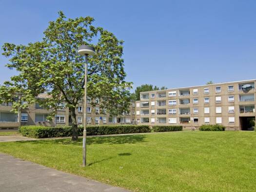Wohnung zur Miete 836 € 4 Zimmer 93 m² 1. Geschoss frei ab 28.08.2025 Elbestraße 25 Norf Neuss 41469