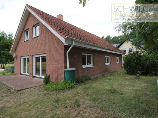 Einfamilienhaus zum Kauf 269.000 € 8 Zimmer 200 m² 1.000 m² Grundstück Turnow Turnow-Preilack 03185
