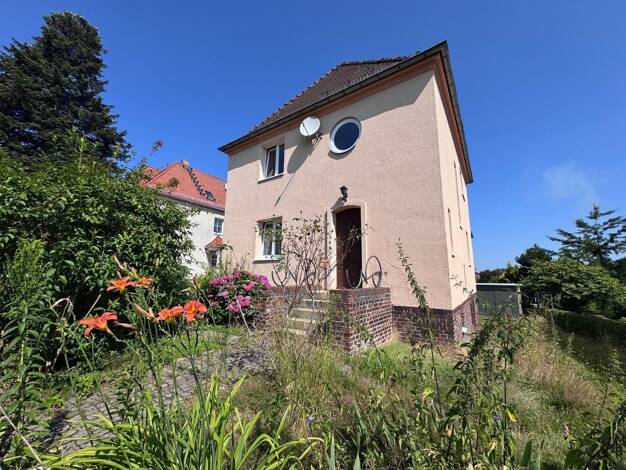 Einfamilienhaus zum Kauf 390.000 € 6 Zimmer 117 m² 1.020 m² Grundstück Bühlau/Weißer Hirsch Ortsamtsbereich Loschwitz 01324