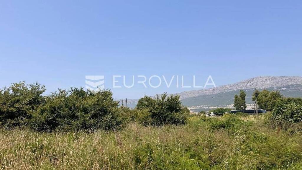 Land-/Forstwirtschaft zum Kauf 280.000 € Bilice Lovret - Brda 21000