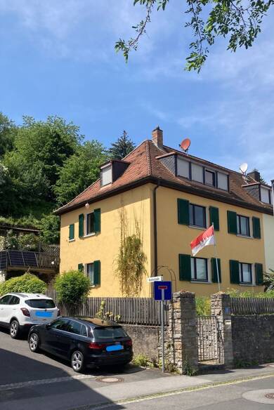 Haus zum Kauf 450.000 € 7 Zimmer 175 m² 748 m² Grundstück Zell a. Main 97299