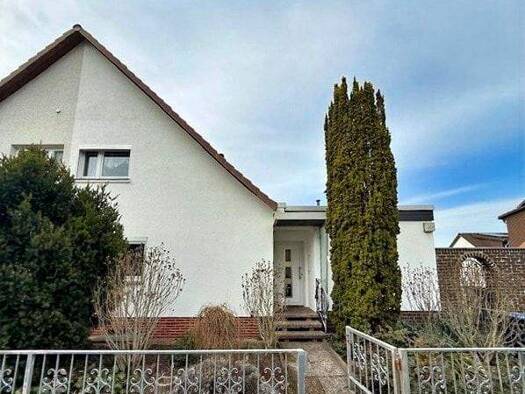 Doppelhaushälfte zum Kauf 320.000 € 5 Zimmer 110 m² 884 m² Grundstück Oberricklingen Hannover 30459