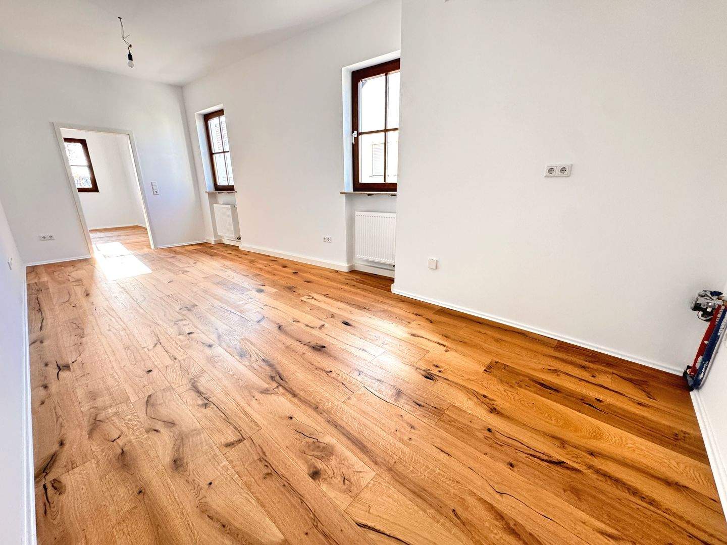 Immobilie in Heßdorf - Provisionsfrei - Renovierte 3 Zimmer Wohnung mit Stellplatz in Heßdorf - Bild 1