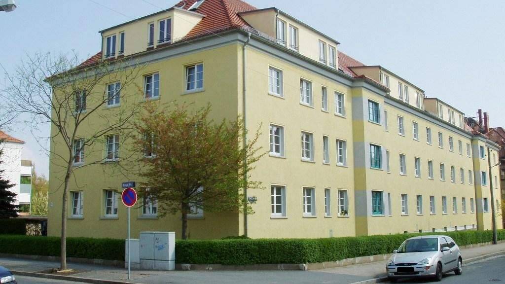 Terrassenwohnung zum Kauf 145.000 € 2 Zimmer 51,9 m² Geschoss EG/3 frei ab sofort Lange Straße 75 Naußlitz Dresden 01159