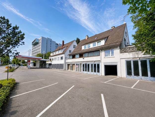 Mehrfamilienhaus zum Kauf 1.600.000 € 16 Zimmer 320 m² 3.000 m² Grundstück Zeppelinstraße 66 Friedrichshafen Friedrichshafen 88046