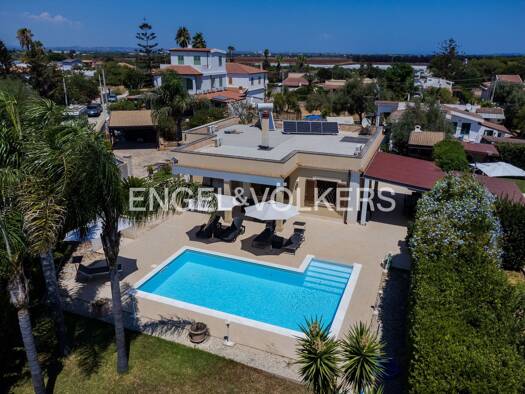 Villa zum Kauf 470.000 € 4 Zimmer 152 m² 1.100 m² Grundstück Syrakus 96100