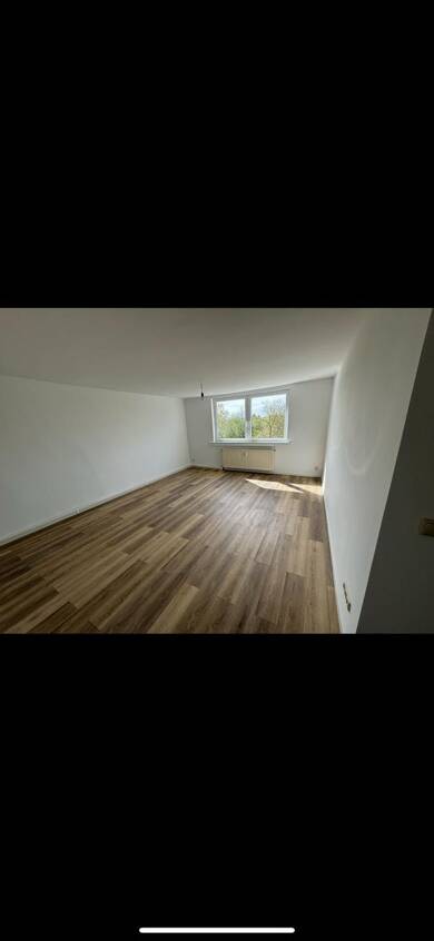 Wohnung zur Miete 350 € 1 Zimmer 36 m² Geschoss 3/3 frei ab 01.06.2025 Brinckmansdorf Rostock 18055