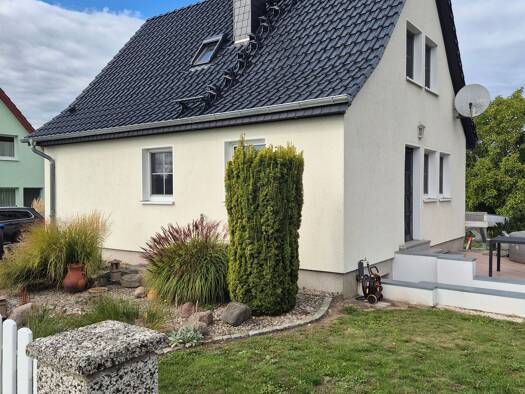 Einfamilienhaus zum Kauf 259.000 € 4 Zimmer 130 m² 2.804 m² Grundstück frei ab 01.01.2027 Schönhausen 17337