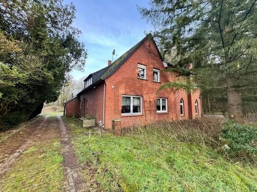 Einfamilienhaus zum Kauf 135.000 € 14 Zimmer 250 m² 3.142 m² Grundstück Lehe 26892