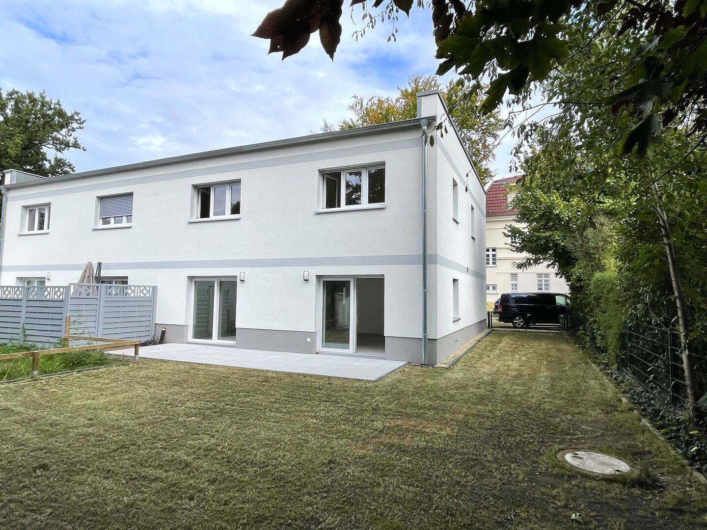 Property thumbnail 2