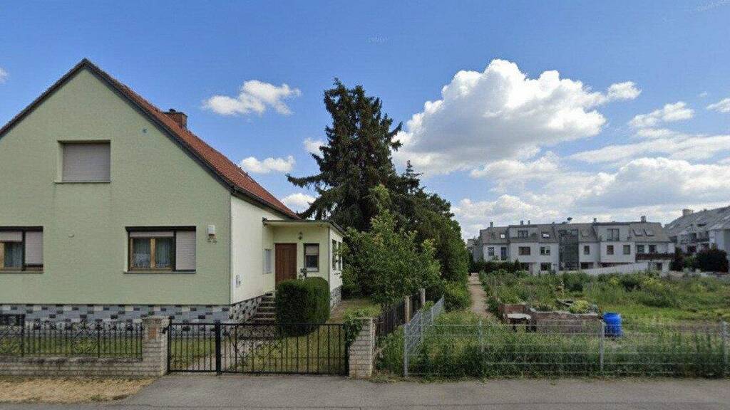 Grundstück zum Kauf 1.200.000 € 1.356 m² Grundstück Stammersdorfer Straße Gerasdorf bei Wien 2201