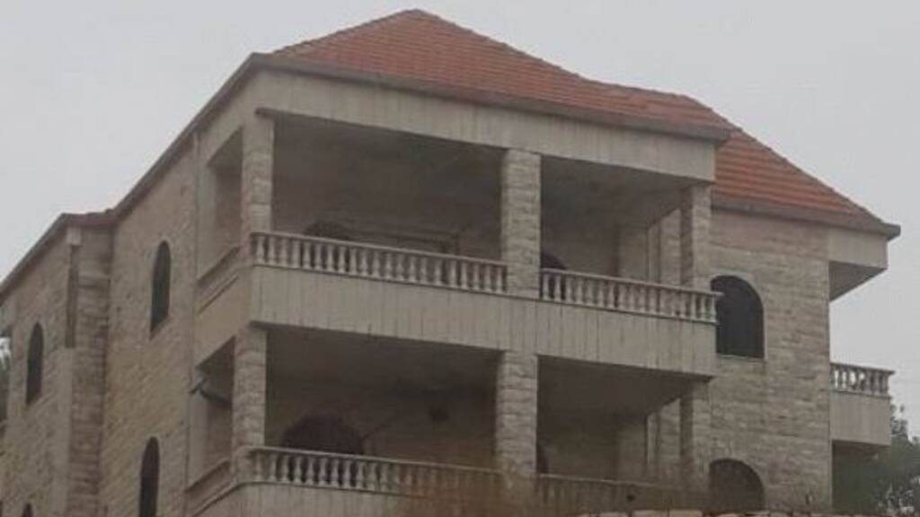 Einfamilienhaus zum Kauf 500.000 € 11 Zimmer 390 m² 1.400 m² Grundstück Byblos