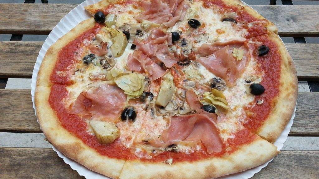 Restaurant zum Kauf 445.000 € 74 m² Gastrofläche Steinbühl Nürnberg 90459