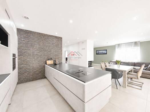 Einfamilienhaus zum Kauf 699.000 € 6 Zimmer 195 m² 692 m² Grundstück Geisingen Geisingen 78187