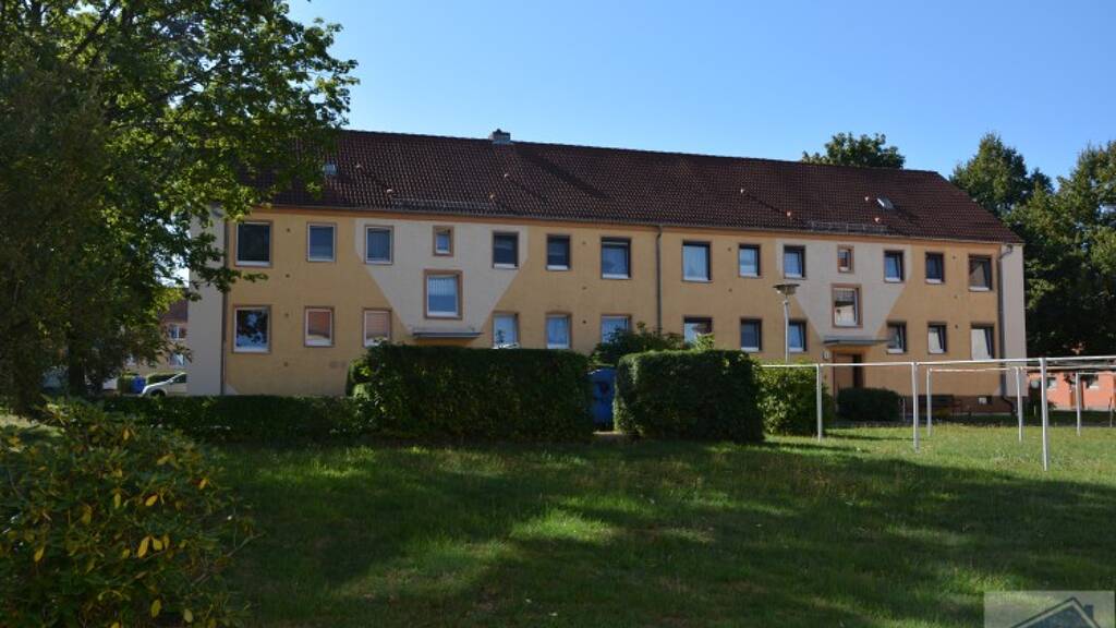 Wohnung zum Kauf 31.200 € 2 Zimmer 52 m² 1. Geschoss Schönau-Berzdorf 02899