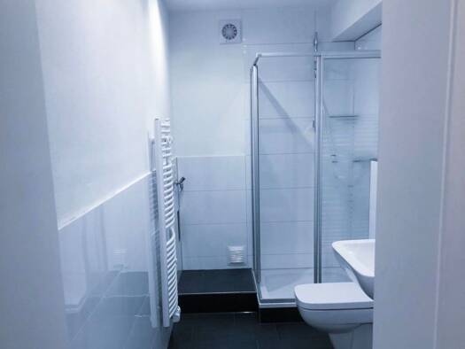 Wohnung zur Miete 749 € 2 Zimmer 72 m² Geschoss 1/2 frei ab 01.04.2026 Stadtmitte Mönchengladbach 41061