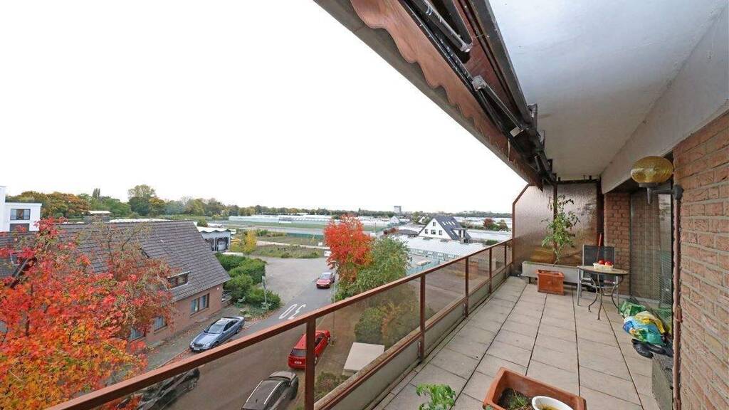 Wohnung zur Miete 770 € 2 Zimmer 66 m² 3. Geschoss frei ab sofort Volmerswerth Düsseldorf 40221