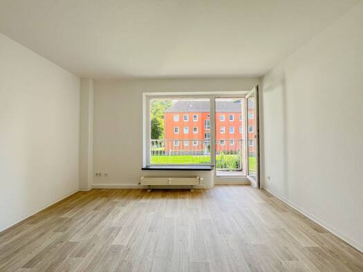 Wohnung zur Miete 315 € 2 Zimmer 55,9 m² 1. Geschoss Nestlerstraße 7 Reichenbrand Reichenbrand 09117