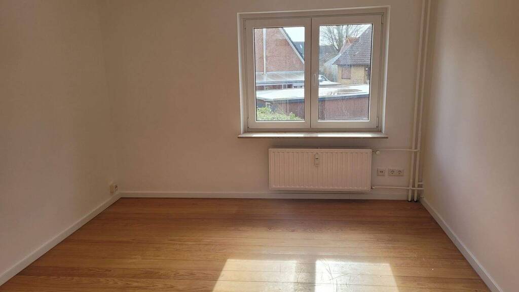 WG-Zimmer zur Miete 446 € 2 Zimmer 47 m² 1. Geschoss frei ab sofort Adelbylund 32 Sandberg Flensburg 24943