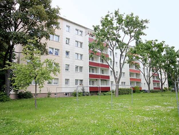 Wohnung zur Miete 362 € 2 Zimmer 48,2 m² 3. Geschoss frei ab 01.10.2026 Saturnstr. 28 Trotha Halle (Saale) 06118
