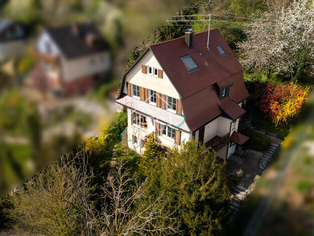 Einfamilienhaus zum Kauf 394.000 € 10 Zimmer 204,1 m² 976 m² Grundstück Langenburg Langenburg 74595
