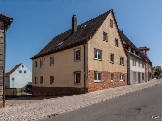 Mehrfamilienhaus zum Kauf 12 Zimmer 328 m² 481 m² Grundstück Langenzenn Langenzenn 90579