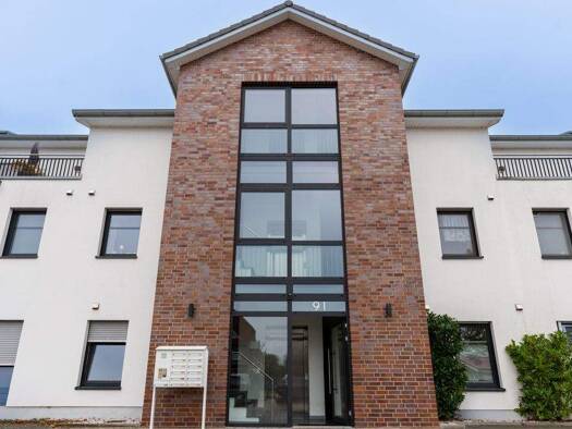 Wohnung zur Miete 680 € 2 Zimmer 64 m² EG frei ab 01.03.2026 Königsstraße 91 Neermoor Moormerland 26802