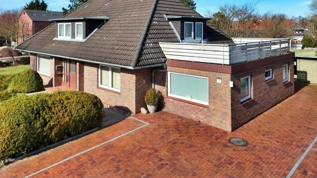 Einfamilienhaus zum Kauf 699.000 € 7 Zimmer 201,7 m² 1.266 m² Grundstück Sankt Peter-Ording 25826