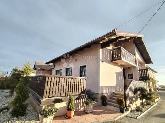 Haus zum Kauf 365.000 € 8 Zimmer 202 m² Gaj, Vrbovec Vrbovec