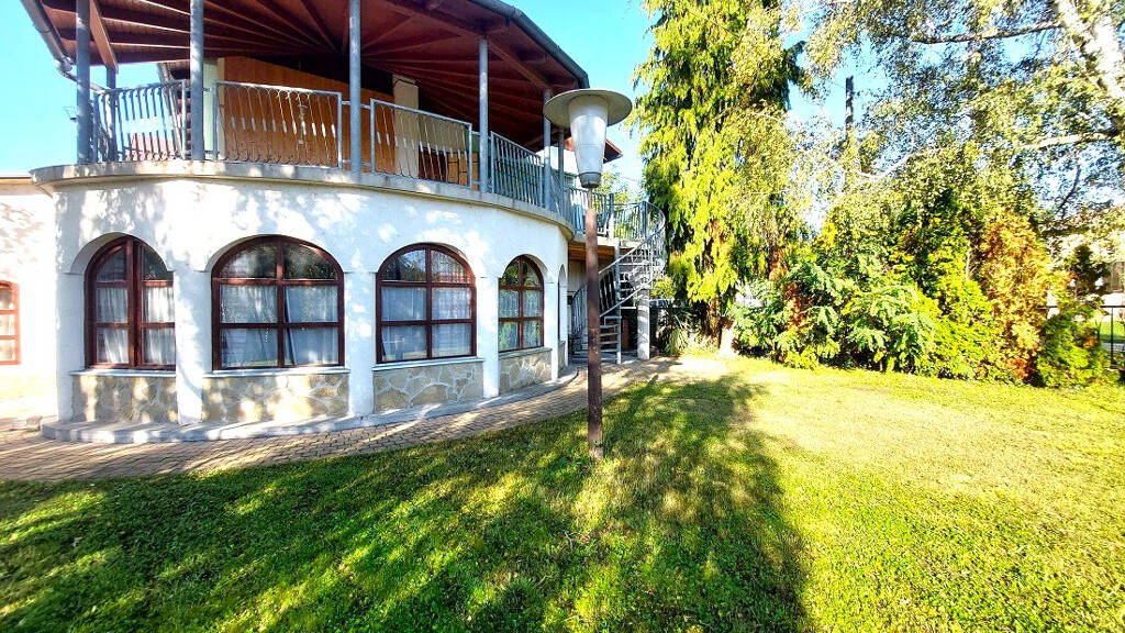 Mehrfamilienhaus zum Kauf provisionsfrei 429.900 € 7 Zimmer 202 m² 765 m² Grundstück Zamárdi