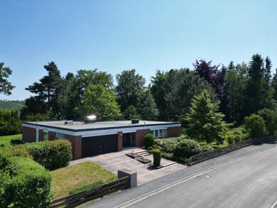 Villa zum Kauf 479.000 € 6 Zimmer 206 m² 3.259 m² Grundstück Lichtenberg Lichtenberg 95192